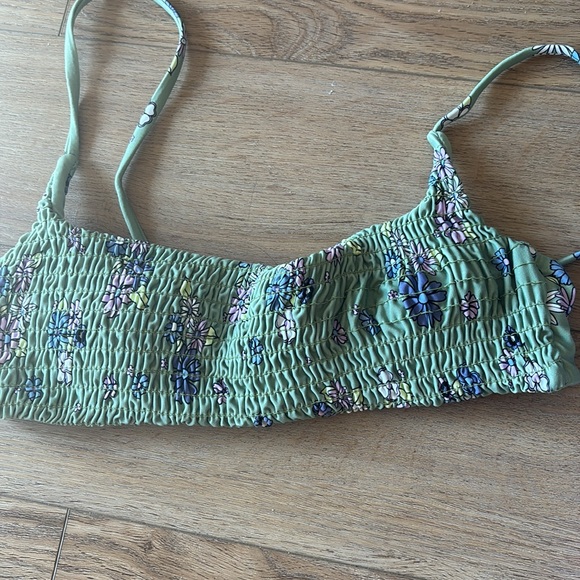 Swim Bundle - Picture 3 of 5